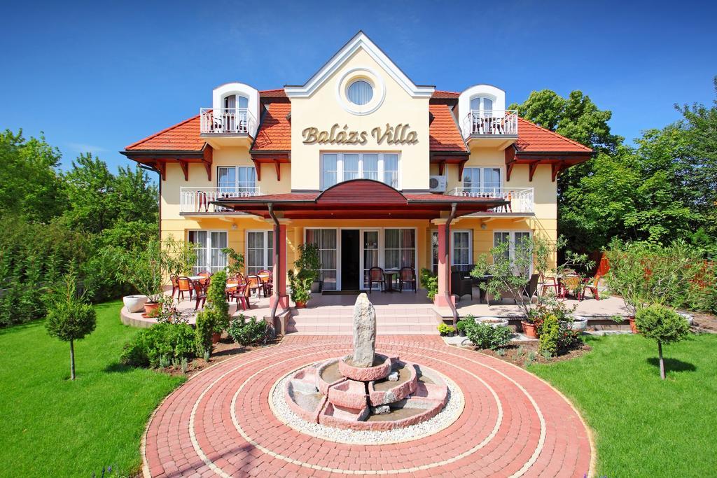 Balazs Villa Balatonfured Luaran gambar