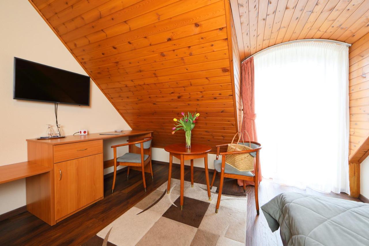 Balazs Villa Balatonfured Luaran gambar