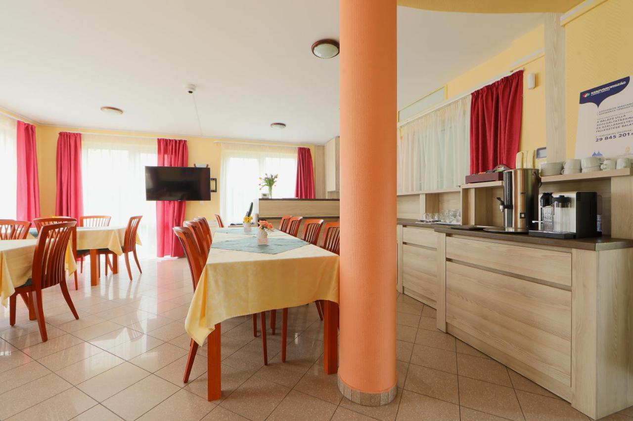 Balazs Villa Balatonfured Luaran gambar