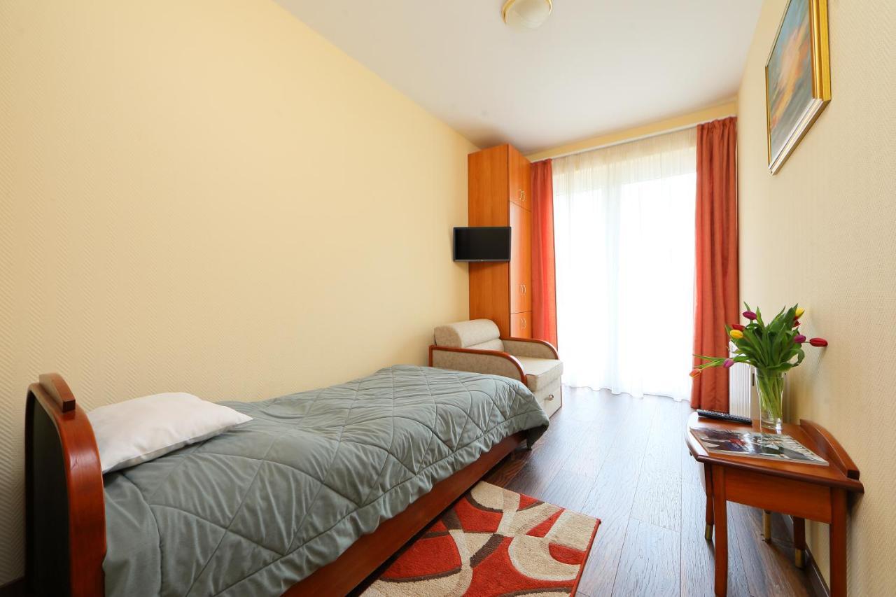 Balazs Villa Balatonfured Luaran gambar
